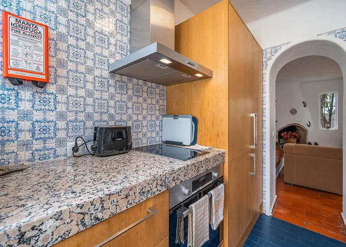 Nyaraló Valentina *