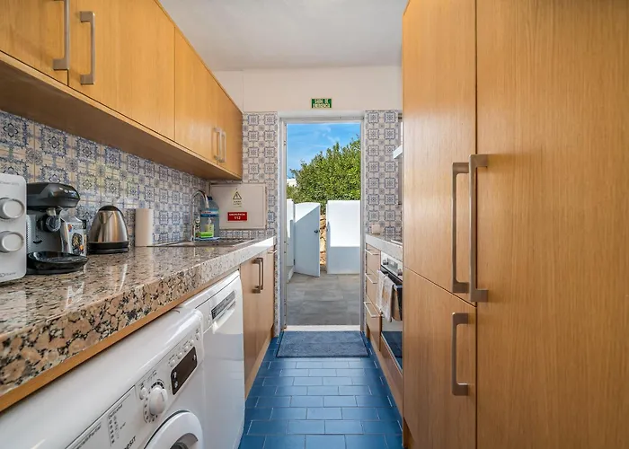 Valentina * Carvoeiro (Lagoa)